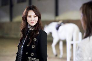 娱乐圈吃瓜女王,揭秘“吃瓜女王”的瓜界传奇